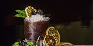 平台B移动端应用界面预览